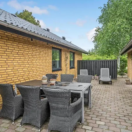 Holiday home Gorgeous In With Indoor Swimming Pool